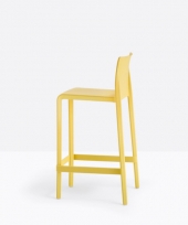 Scaun de Bar Volt HB 677